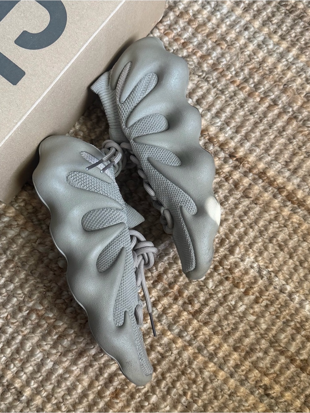 Yeezy 450 - Picture 7 of 12